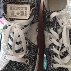 Black and white converse